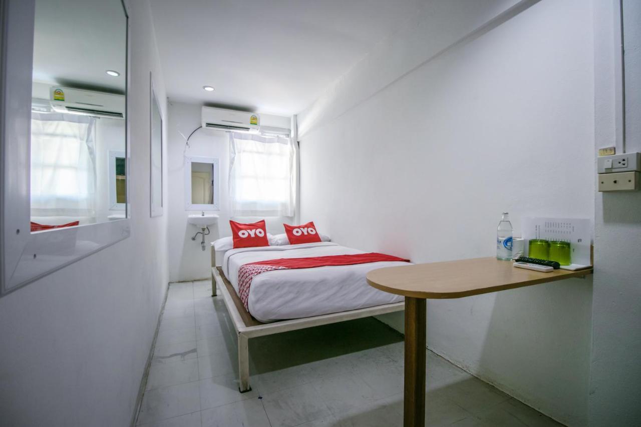 Oyo 568 Art Hotel Hua Lamphong Μπανγκόκ Εξωτερικό φωτογραφία